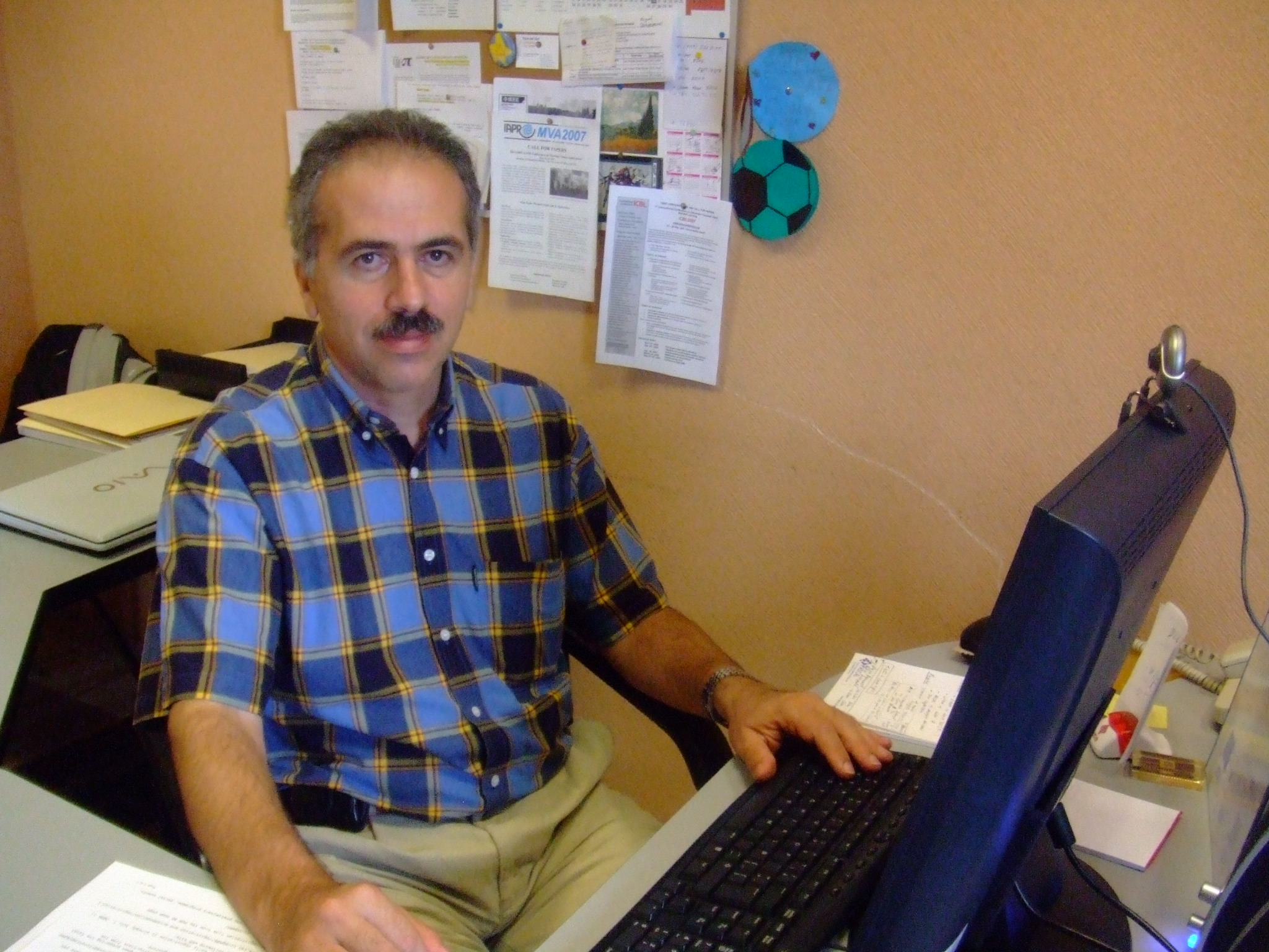 Photo of Enrique Sucar