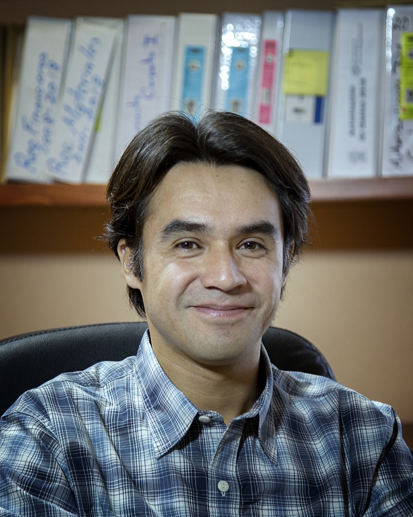 Dr. Julio César Sansalvador Pérez